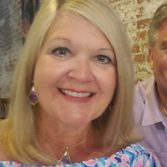 Meet your Posher, Robin - Picture 1 of 1